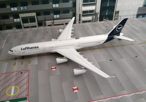 Lufthansa a340 300 - a340-300, d-aifc