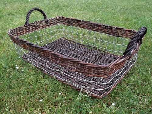 Tablettkorb aus weiden und - aus,