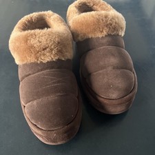 UGG   Slipper UNISEX Schuhe Leder Clog Plateau Fell Dunkelbraun  Gr.43