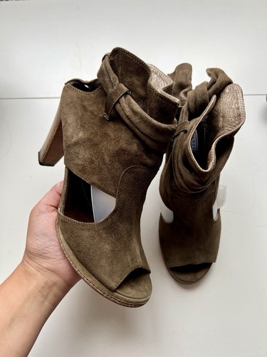 Vic matie peep - peep, toe