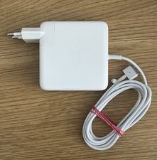 Original Apple MacBook