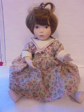 Porzellan-Künstlerpuppe von