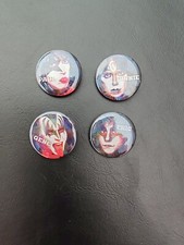 Buttons von KISS Creature Of