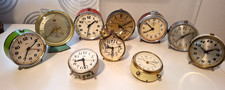 10 alte Wecker,  Reisewecker