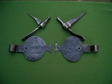 antike Türbänder mit Kloben