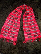 Chic u, jugendlich: Schal im Schottenkaromuster 30x150 cm gedrehte Fransen