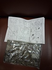 Revell 1/35 ( Rv 03000 )  WILLYS JEEP & TRAILER  ungebaut KEINE NASSSCHIEBER