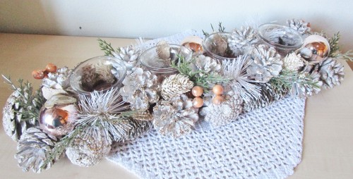 Adventsgesteck für teelichter - adventsgesteck,