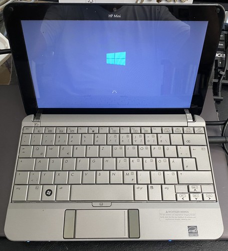 Hewlett packard netbook - hewlett-packard,