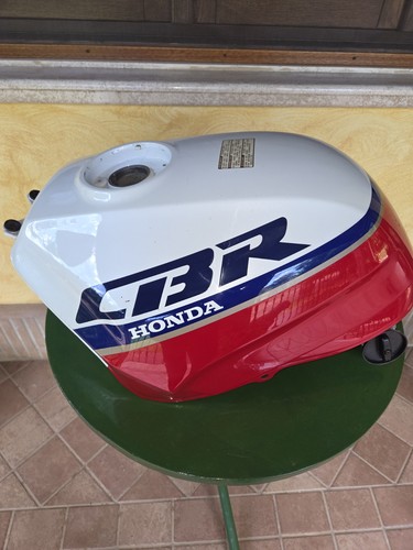 Benzintank honda cbr 1000 - benzintank,