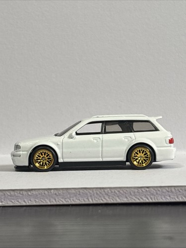Hot wheels audi rs2 custom - hot,