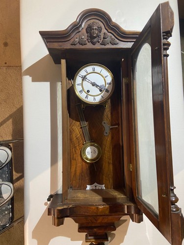 Schöne alte wanduhr - wanduhr, regulator