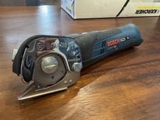 Bosch Akku-Universalschere GUS