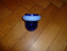 Hewi Glashalter mit Glas-Becher mit rundem Becher Farbe 56 Fliederblau