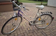 Alu Fahrrad Tourenrad 28 Zoll, Damen 5 Gangschaltung Lichtanlage funktioniert.