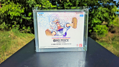 One piece display - one,