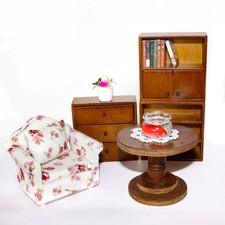 Miniatur Wohnzimmer Schrank Sessel Tisch Puppenhaus Puppenstube Möbel Holz