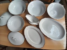 Geschirr Einzelteile mit Goldrand, verschiedene Hersteller aber ein Muster