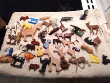 KONVOLUT ALTE TIERE HOLZ PLASTIK UND KUNSTOFF TIERE