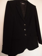 Klassischer Damenblazer