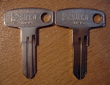 2 Schlüsselrohlinge / Schlüssel -Yamaha XT 500, SR 500