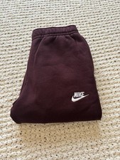 Nike Standard Fit Taper Leg