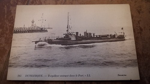 Torpedoboot läuft in - -, den