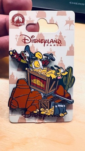 Disney donald duck und - disney, pluto