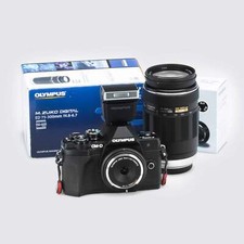 Olympus OM-D E-M10 Mark III + 75-300mm Zuiko