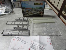 FALLER  Spur N 222119 Bahnsteige 2 stk mit Glasdach ohne Deko  Bausatz NEU