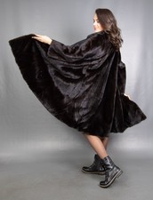 7314 GLAMOURÖSER ECHTER SAGA ROYAL NERZ MANTEL PELZ SWINGER PELZ SCHÖNE OPTIK GR M