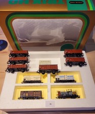 Trix H0 11 Güterwagen