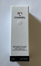 CHANEL N°1 SERUM MIT ROTER