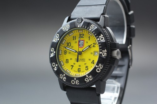 Near mint luminox navy seal - [,