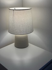 Steh- und Nachttischlampe aus Steingut
