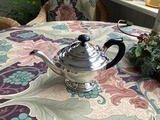 Art Deco. Schöne,zierliche