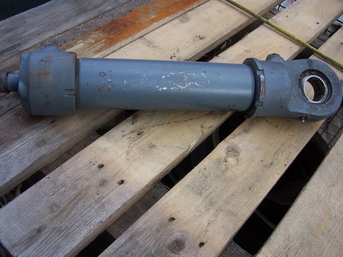 Hydraulikzylinder ddr orsta - ,