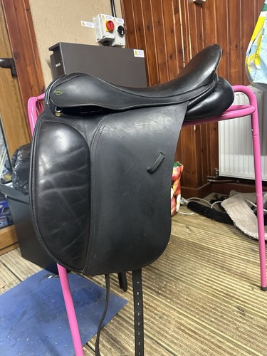 Manor dressursattel - dressursattel, 17,5"