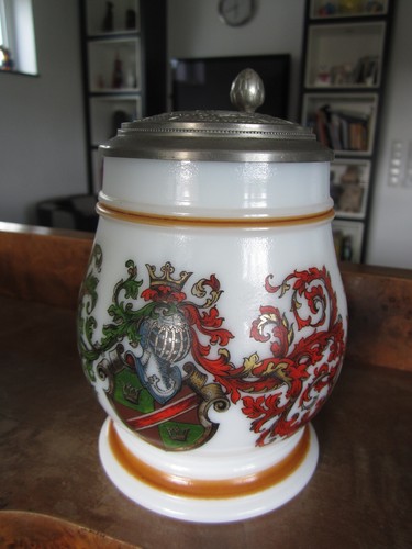 Bayrischer bierkrug mit wappen - mit,