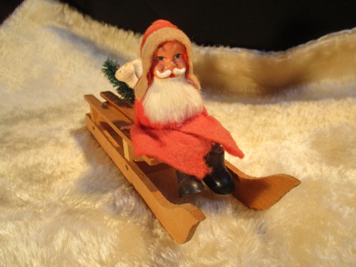 Antiker weihnachtsmann auf - weihnachtsmann,