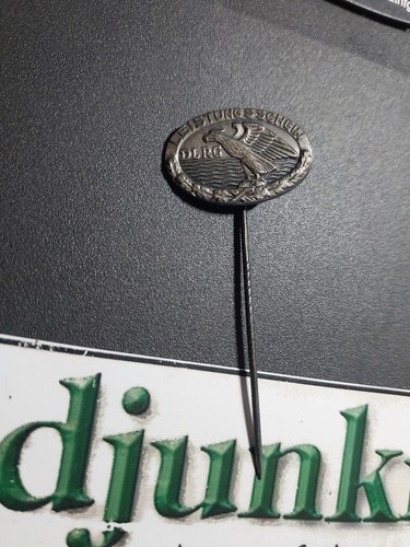 Pins anstecknadel uralte - /,