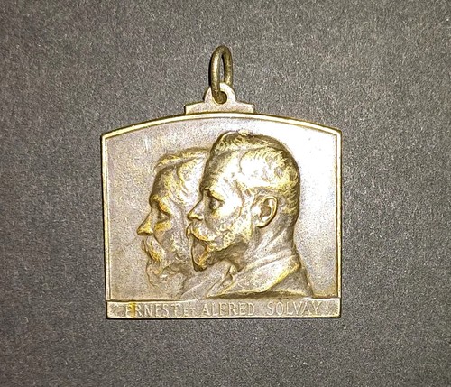 Solvay erinnerungs plakette - solvay, erinnerungs-plakette