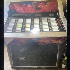 Musikbox NSM Hit 120, Jukebox mit Vinyl-Singles, Münz-Plattenspieler