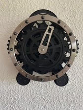 Steampunk Wanduhr mit beweglichen Zahnrädern – Aluminium & Kunststoff – funktion