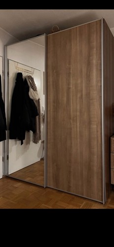 Großer kleiderschrank mit - großer,