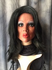 Frauenmaske EBONY +WIMPERN