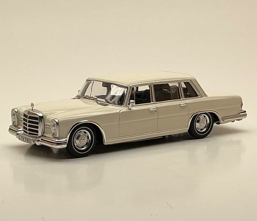 Ixo mercedes benz 600 - ixo,