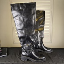 ZARA FLAT OVER-THE-KNEE BOOTS