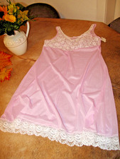 Hauchzartes Perlon Unterkleid florentiner Spitze Negligee Nachtkleid Unterrock