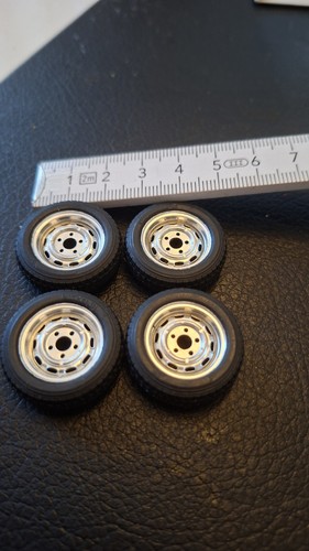Modellbausatz räder reifen - modellbausatz,